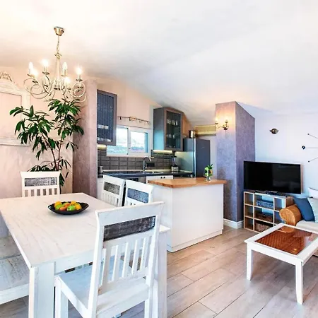 House With A Parking Space - 22315 Dom wakacyjny