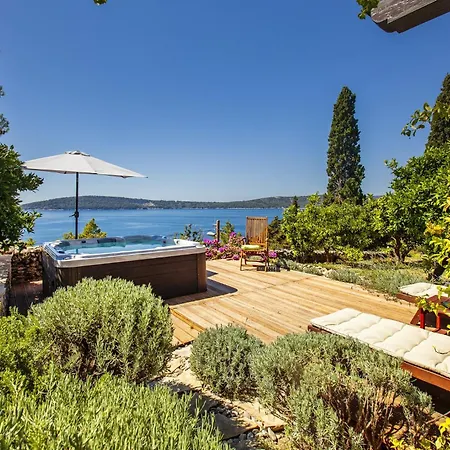 Dom wakacyjny House With A Parking Space - 22315