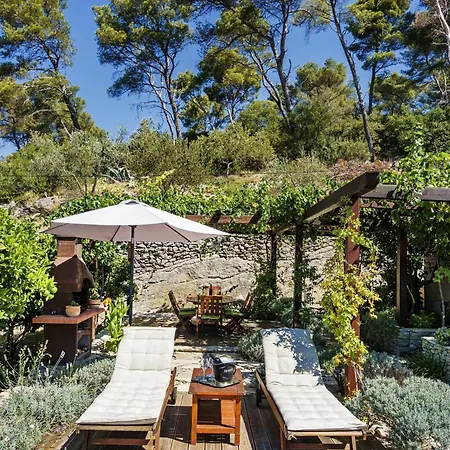 Dom wakacyjny House With A Parking Space - 22315 *