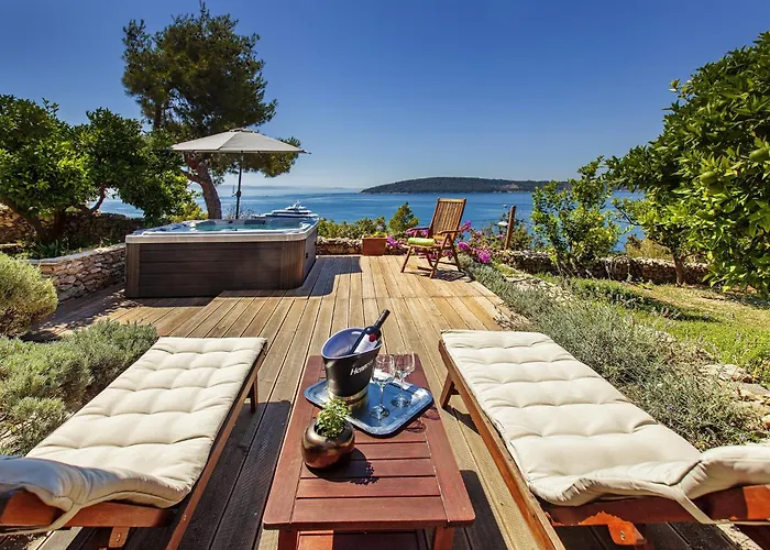 House With A Parking Space - 22315 Spalato