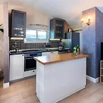 House With A Parking Space - 22315 Holiday home *